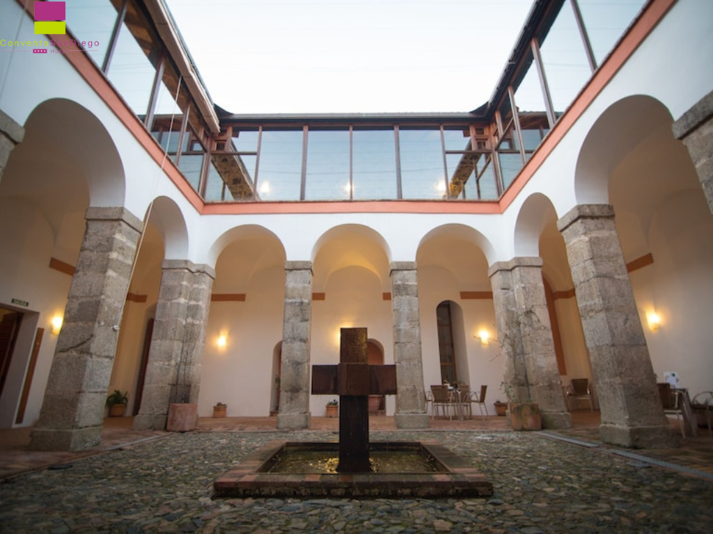 Hotel Convento San Diego Fuentes de León Exterior foto